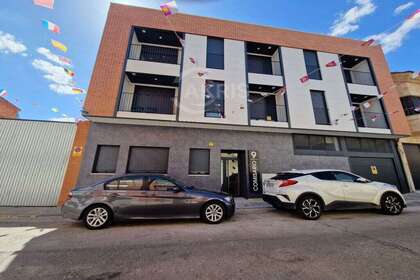 Flat for sale in Mocejón, Toledo. 