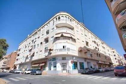 Apartment for sale in Torrevieja, Alicante. 
