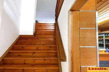 Commercial premise for sale in Torrelavega, Cantabria. 