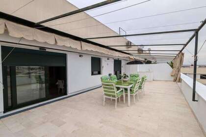 Apartamento em Sevilla. 