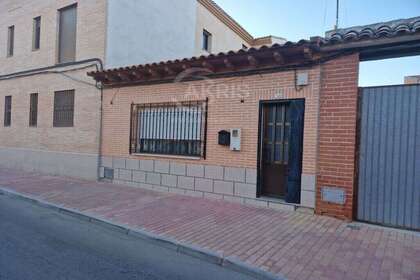 Casa en Mocejón, Toledo. 