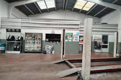 Warehouse for sale in Santa María de Cayón, Cantabria. 