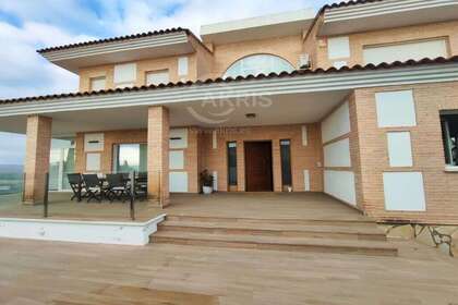 Casa venta en Toledo. 