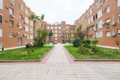 Flat in Sevilla. 