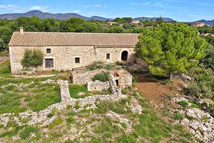 Casa de campo venta en San Lorenzo de Cardessar / Sant Llorenç des Carda, Baleares (Illes Balears), Mallorca. 